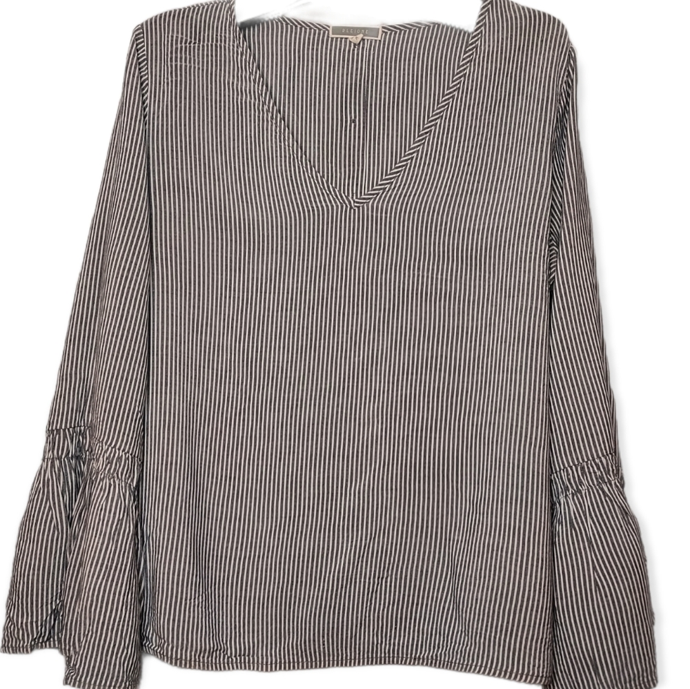 Pleione bell sleeve striped blouse, buttons all the way down the back, v-neck